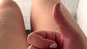 i'm that hot saudi stepsis rubbing my pussy in the sunny shower... los angeles vibes