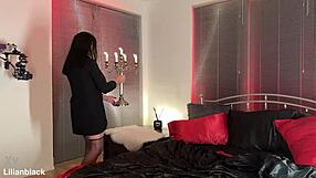 Candlelight Teases Her Masturbating Orgasm Secrets