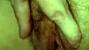 Milf Rubs Creampie Cum Deep Into Pregnant Cervix