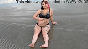 Pregnant teen beauty seduces beach crowd in unexpected tease