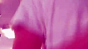 Gym Selfie Captures Asian Amateur's Outdoor Workout Session