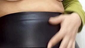 super hot latina shakes her big curvy ass begging for your cock tonight papi