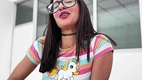 Latina Alice Biancci gulps cum from two cocks in wild mmf ass ride