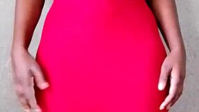 Flash those sexy african tits girl