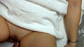 oh man this relaxing massage turned me on so bad i came hard when he creampied my tight pussy