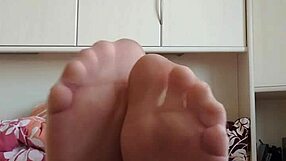 carmen nylonjunge teases happy nylon feet in bed pantyhose