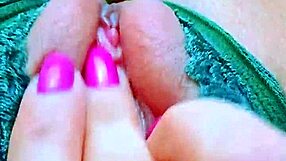 close up pov homemade 18yo teen fingers perfect clit. strawberry pink shaved wet pussy orgasm