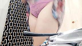 แม่เลี้ยงอิตาเลียนหีขนดกโชว์ในร้าน