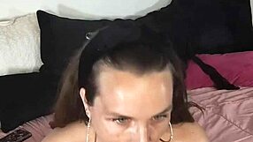 Kelly Kendricks Sluts Out in Christmas Lingerie Webcam Show with Big Ass Dildo Play