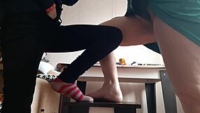 Student tempts milf to masturbate on chairs together