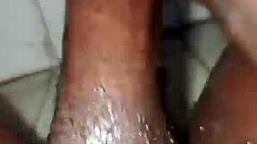 wetjuicypussy1's juicy solo strokes made for african women craving release!