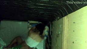 Pinay spreads big pussy lips wide in hotel room