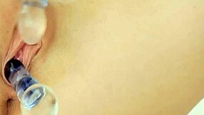 Whoa, this barely legal 18yo babe fingers her wet pussy lips deep! 😍 Solo teen toy insertion and masturbation vibes! 💦🔥