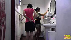 two lesbians bang in the toilet. serving restaurant food turns super sexy