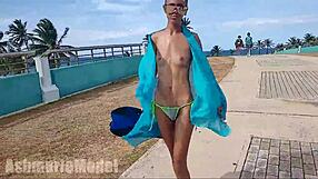 i love this hairy latina flashing her wet pussy underwater at the beach