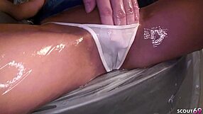 สาวญี่ปุ่นผอมมันเยิ้ม18+รับนวดหลั่งในดุๆไหวมั้ย?