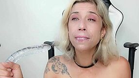 trying this double dildo in my pussy and mouth feels wild