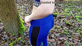 Reife Deutsche Joggerin Im Park Angequatscht Und Zum Fick Überredet