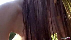 ลูกสาวบุญธรรมเอเชียจิ๋ว18+ นมยวบยั่วพ่อเลี้ยงกลางแจ้ง
