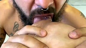 chupei os peitoes da minha namorada bbw firegreen2