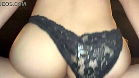 mi mujer monta verga y mete dedo en culo para dp
