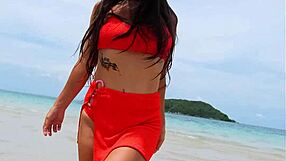 Whoa cutie in orange bikini flashes tanned petite body fingering on crowded beach?!
