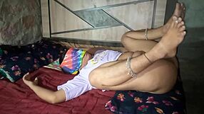 amrita maid, you screamed seeing boss naked... now fuck him wild in hindi!