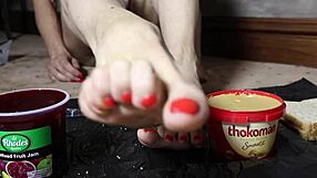 Peanut Butter Toes in Footjob Frenzy
