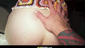 Activist's Natural Curves Spark Outdoor Blowjob and Pussy Ride