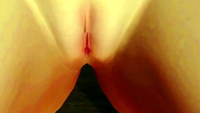 spread that shaved pussy wide on the beach kasumi