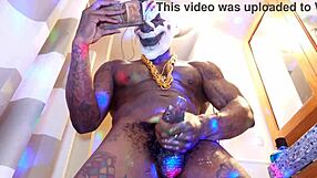 bbc slave hallelujah johnson worships huge black cock on birthday