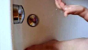 Dreckige Füße In Der Badewanne Waschen