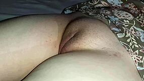 damn my stepmom's camel toe looks so plump and sexy in those panties