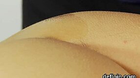 my tight virgin pussy stretches wide as i get deflorated hard for the first time