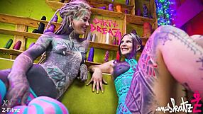 wanna see these two tattooed lesbians stuffing big toys up their asses atm gapes and real orgasms