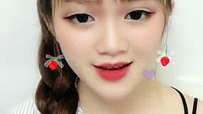 omg this cute korean girl's sexy uplive webcam stream is fire 🔥😍