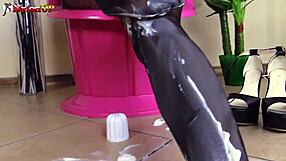 Brunette Pantyhose Footjob Cream Messy Heels Kink