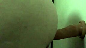 wanna taste my ass while i play with it using this dildo?