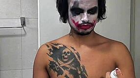 coringa cosplay handjob huge cock kkkkk look at this mano