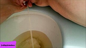 cum watch girlfriend milf glasses shaved pussy toilet closeup homemade horny