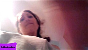 cum watch girlfriend milf glasses shaved pussy toilet closeup homemade horny
