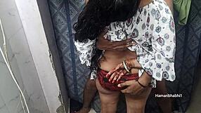 indian desi aunty getting sexy with her lover in hot action
