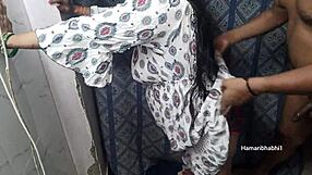 indian desi aunty getting sexy with her lover in hot action