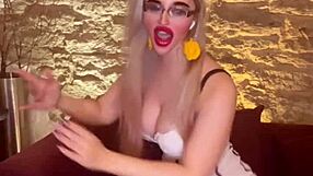 I Am the Dancing Goddess with Glasses in Music Fantasy