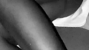 Homemade Wow Watching Her Tight Pussy Gape Wide!