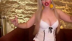 I Am the Dancing Goddess with Glasses in Music Fantasy