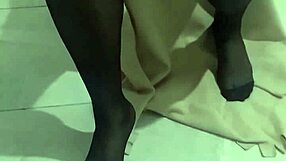 whoa my mature stepmom's panty fetish drives her wild in kitchen leggings
