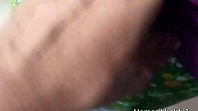 indian bhabhi cheats on hubby! devar fucks her hard in steamy hindi audio