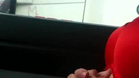 hey truckers watch aussiefox flash her tits