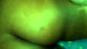 Huge Bubble Butt Lady Shakes Massive Ass Cheeks
